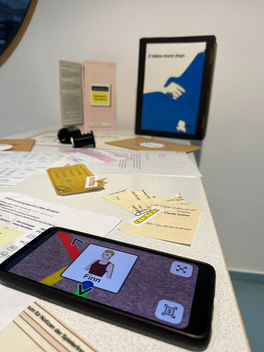 App und physische Game Assets